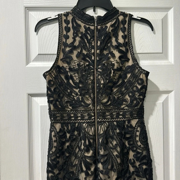 Parker Dress - Picture 8 of 12